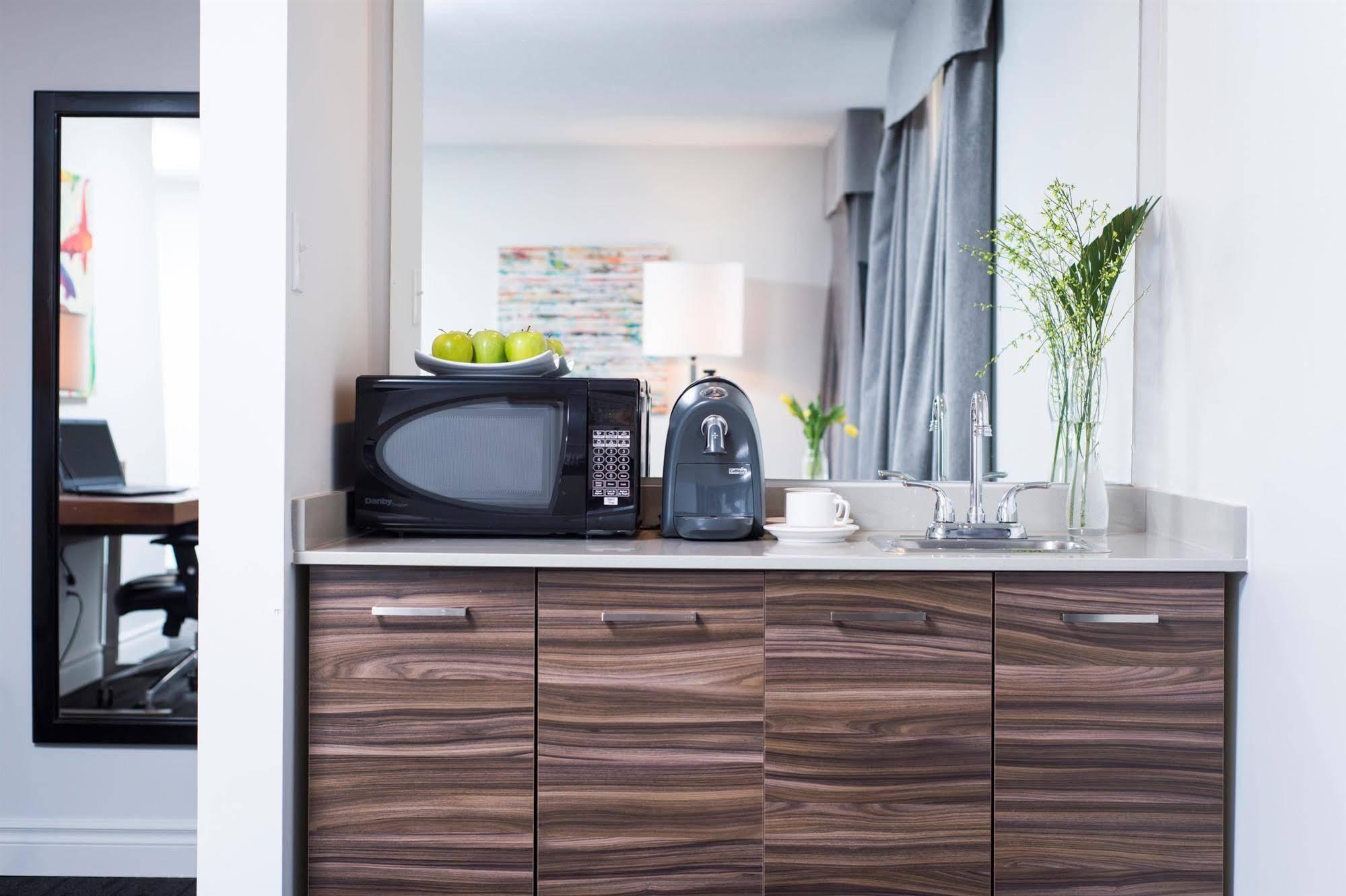Hotel Albert Par G5 Rouyn Εξωτερικό φωτογραφία